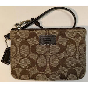 Coach Wristlet Brown Khaki Signature Top Zip Wallet Pouch w/ Hang Tag